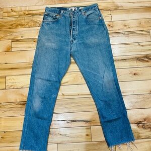 Re/done Levi Sz 25 inseam 28 ass rip vintage jeans